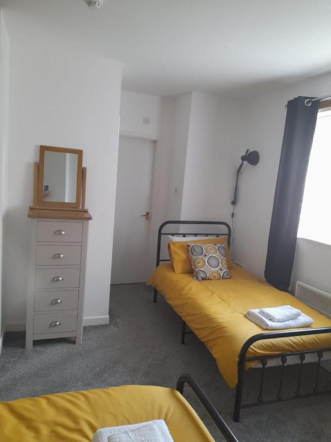Flat 4 Corner House * Doncaster